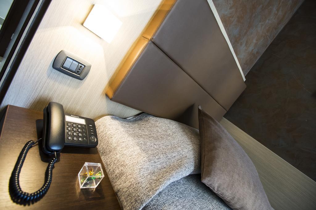 Hotel Charter Rome Bagian luar foto