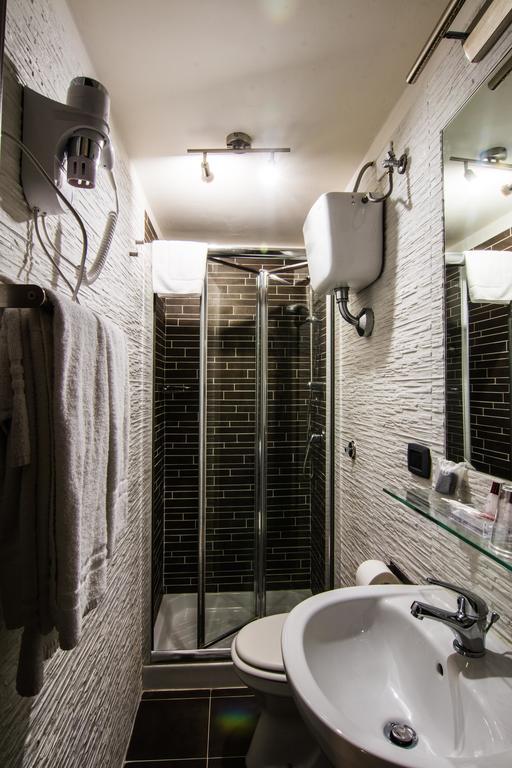 Hotel Charter Rome Bagian luar foto