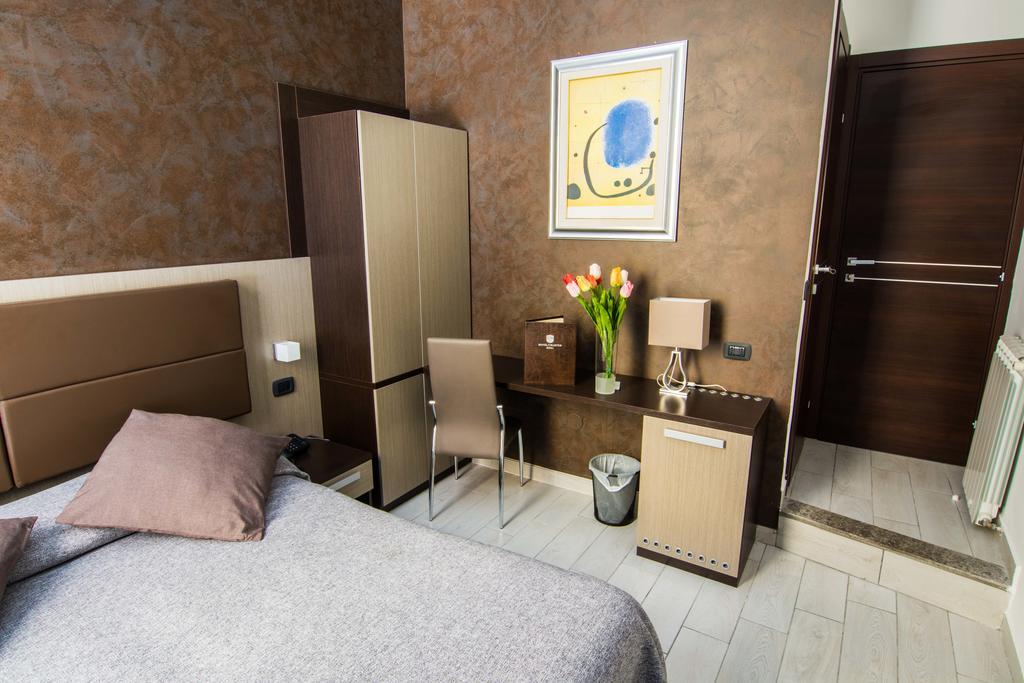 Hotel Charter Rome Bagian luar foto