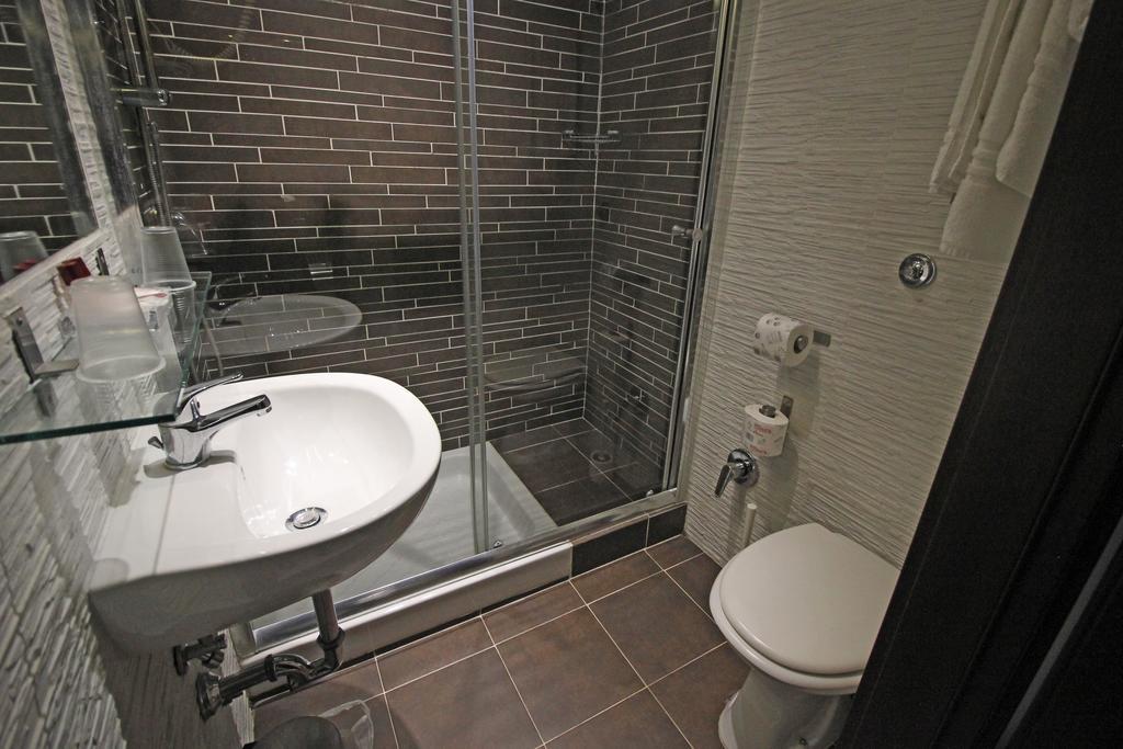 Hotel Charter Rome Bagian luar foto