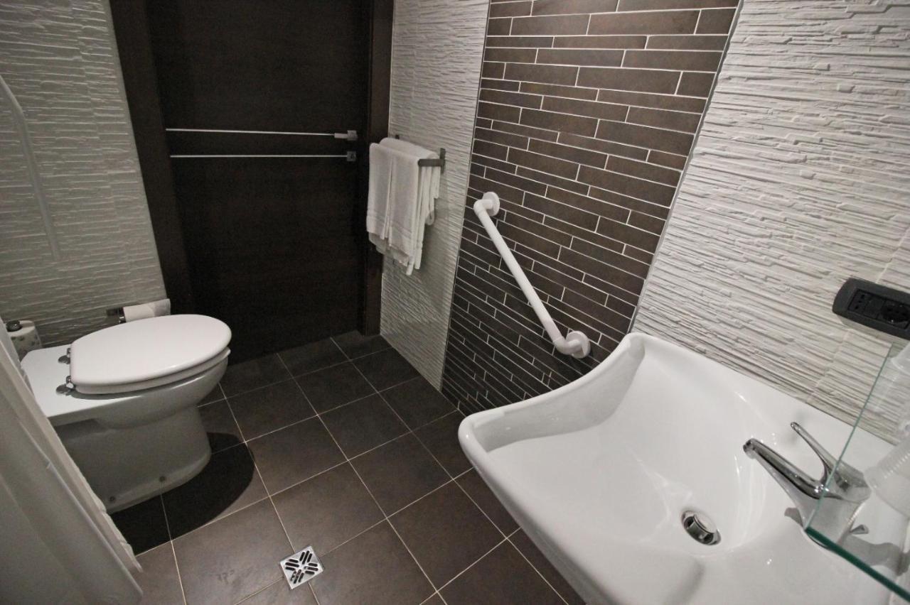 Hotel Charter Rome Bagian luar foto